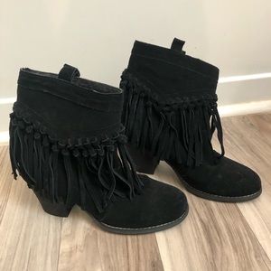 Sbicca black fringe booties